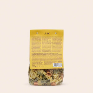 ABC pasta tricolore con pomodoro e spinaci - immagine 3