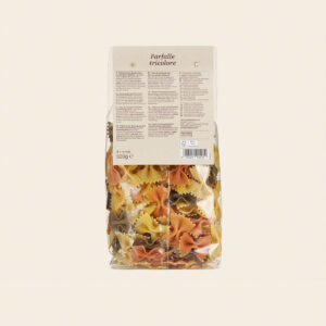 Farfalle tricolore con pomodoro e basilico - immagine 3